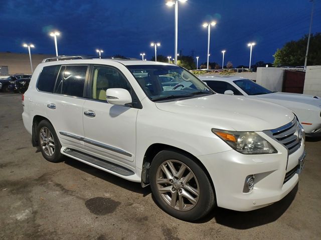 2014 Lexus LX 570