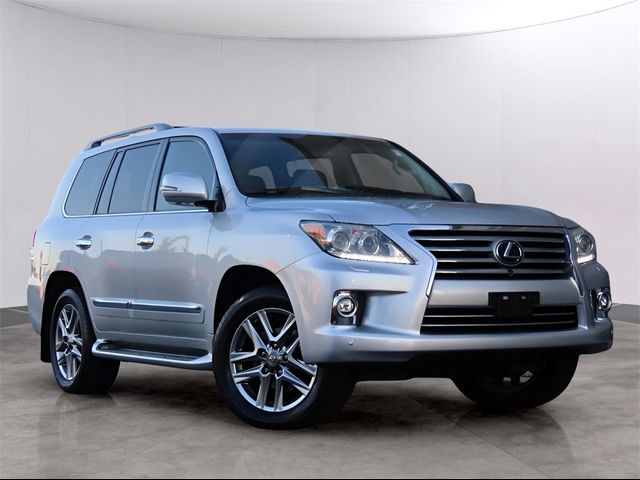 2014 Lexus LX 570