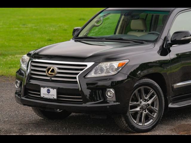 2014 Lexus LX 570
