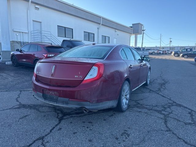 2014 Lincoln MKS Base