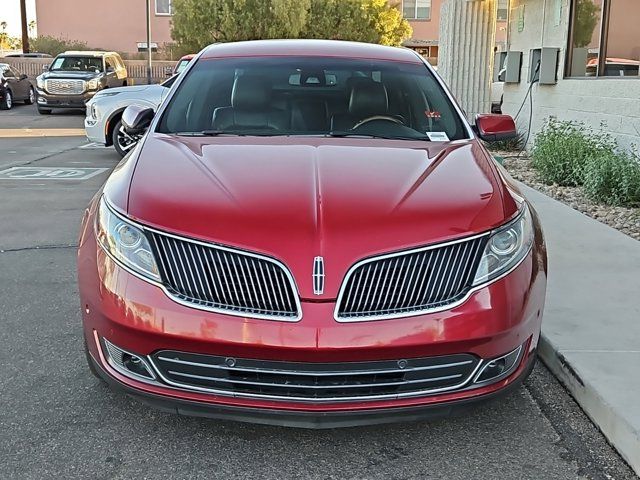 2014 Lincoln MKS Base