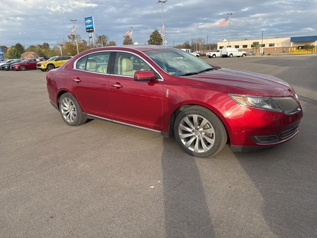 2014 Lincoln MKS Base