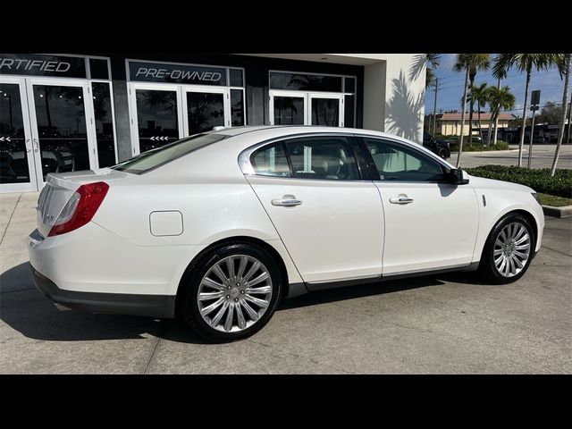 2014 Lincoln MKS Base