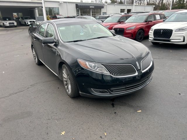 2014 Lincoln MKS Base