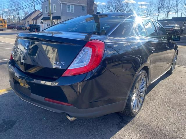 2014 Lincoln MKS Base