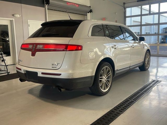 2014 Lincoln MKT EcoBoost