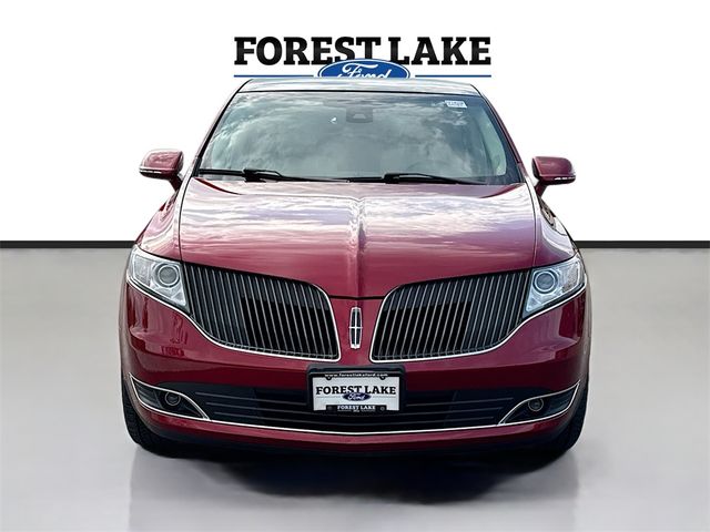 2014 Lincoln MKT Base