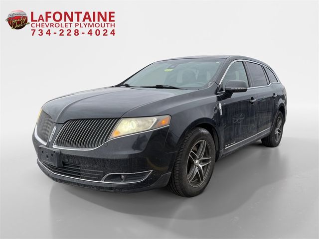 2014 Lincoln MKT Base