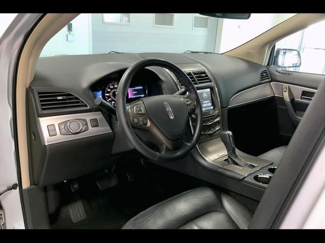 2014 Lincoln MKX Base