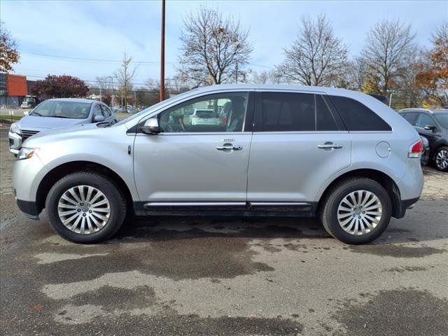 2014 Lincoln MKX Base