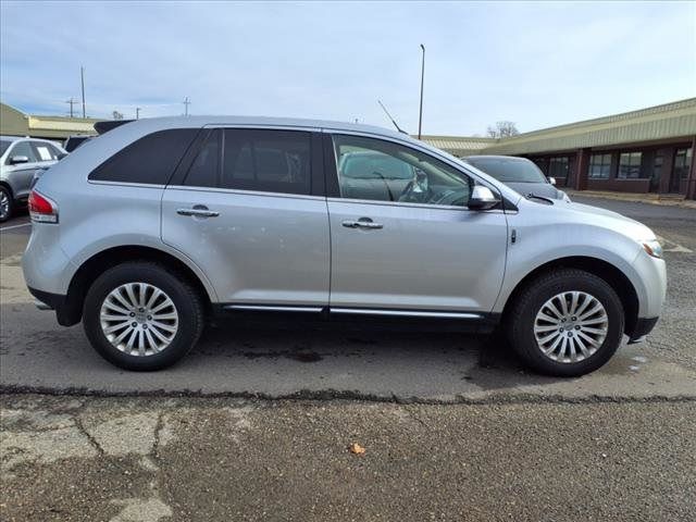 2014 Lincoln MKX Base