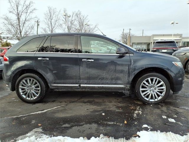 2014 Lincoln MKX Base