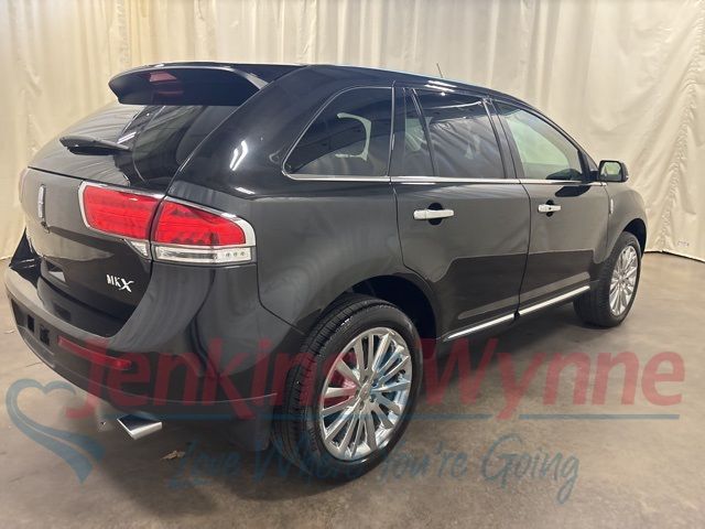 2014 Lincoln MKX Base