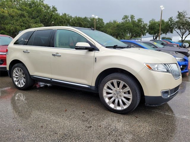 2014 Lincoln MKX Base