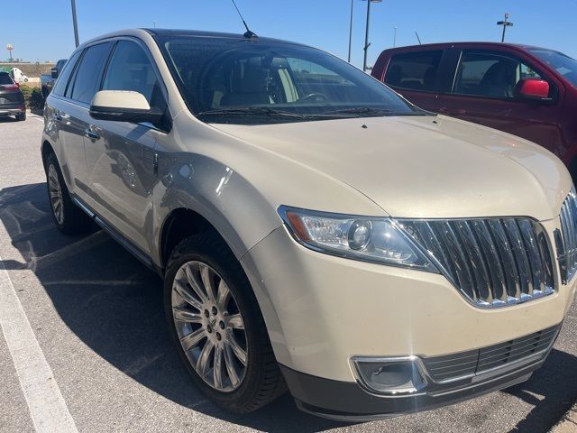 2014 Lincoln MKX Base