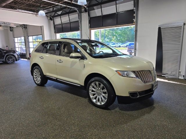 2014 Lincoln MKX Base