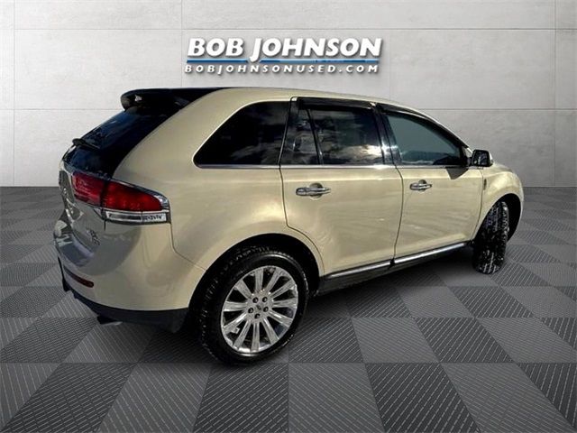 2014 Lincoln MKX Base