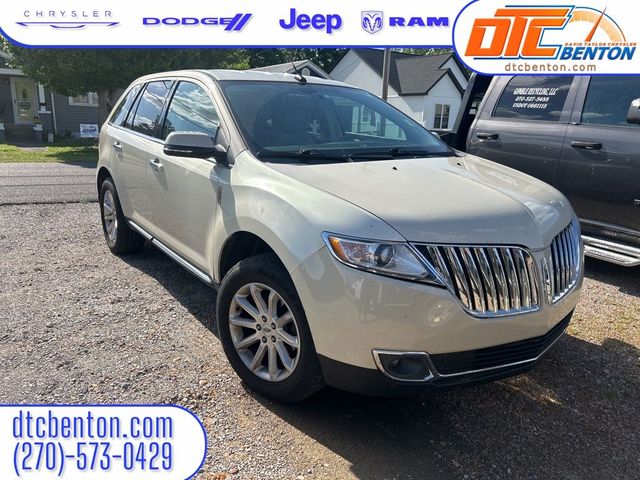 2014 Lincoln MKX Base