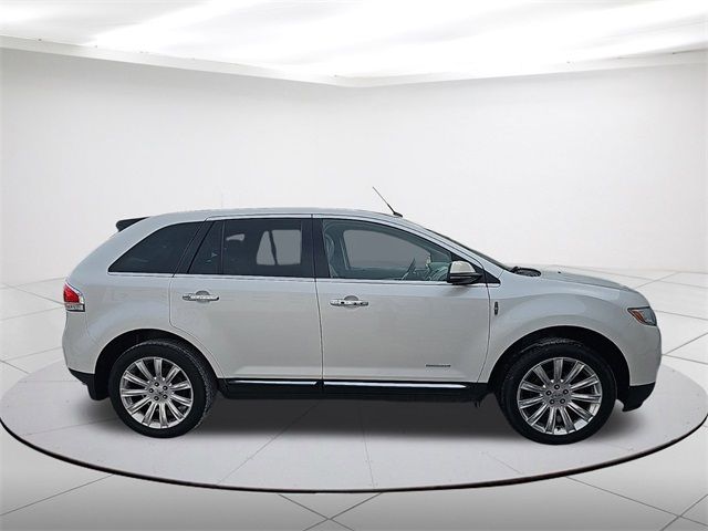 2014 Lincoln MKX Base