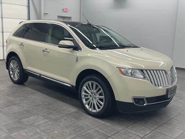 2014 Lincoln MKX Base