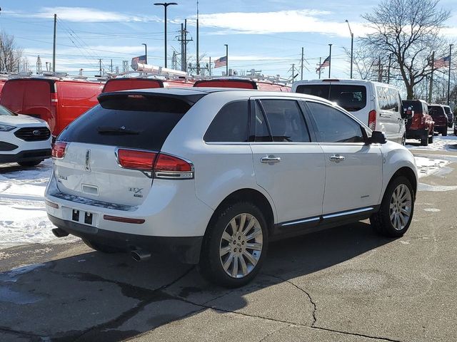 2014 Lincoln MKX Base