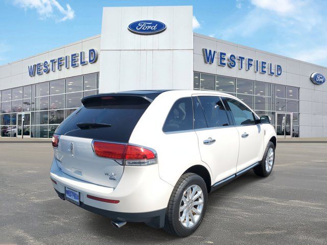 2014 Lincoln MKX Base