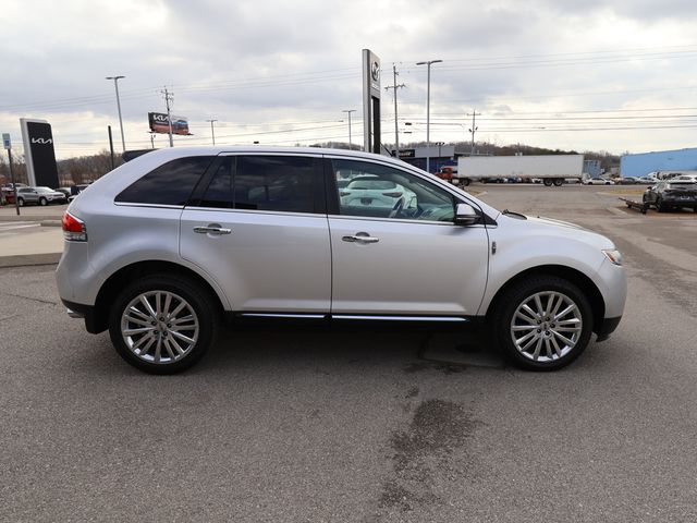 2014 Lincoln MKX Base