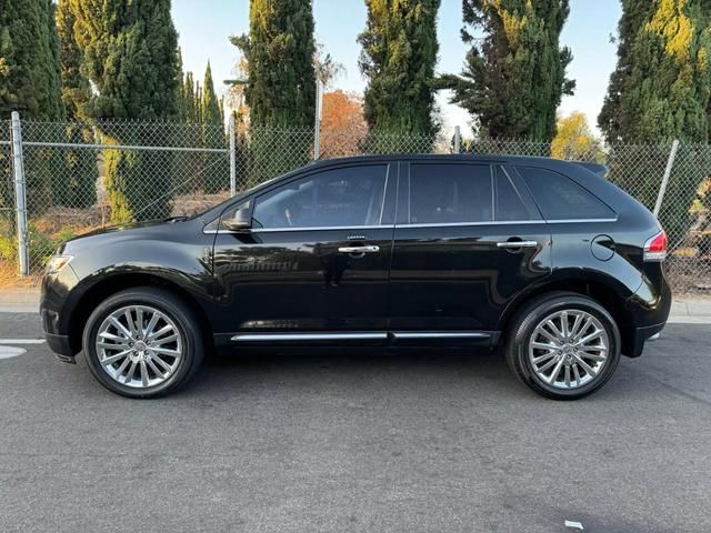 2014 Lincoln MKX Base