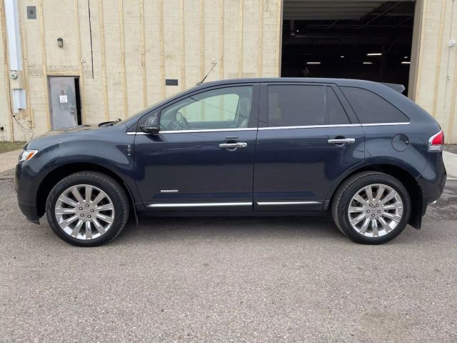 2014 Lincoln MKX Base