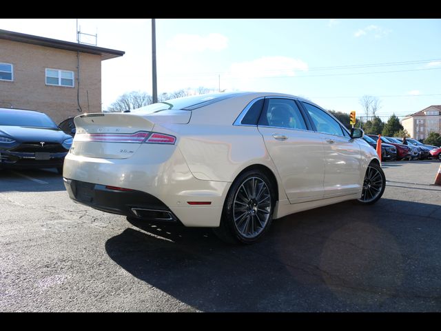 2014 Lincoln MKZ Base