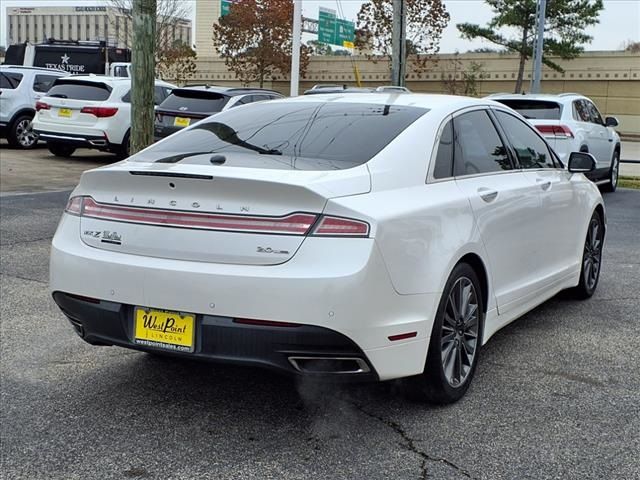 2014 Lincoln MKZ Base