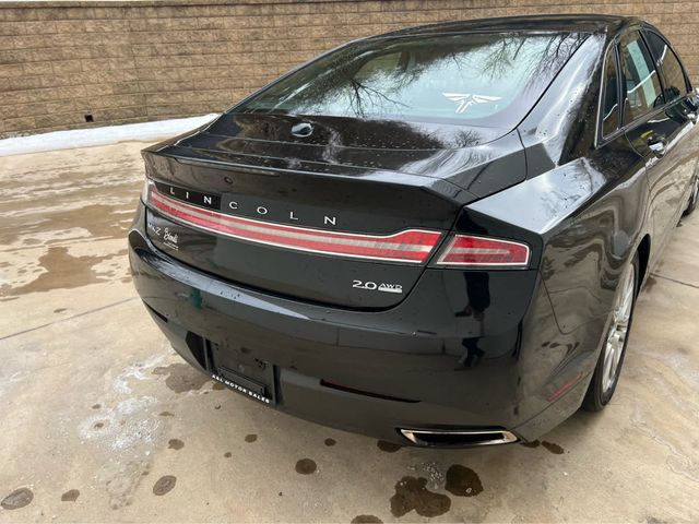 2014 Lincoln MKZ Base