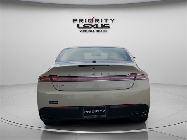 2014 Lincoln MKZ Hybrid Base