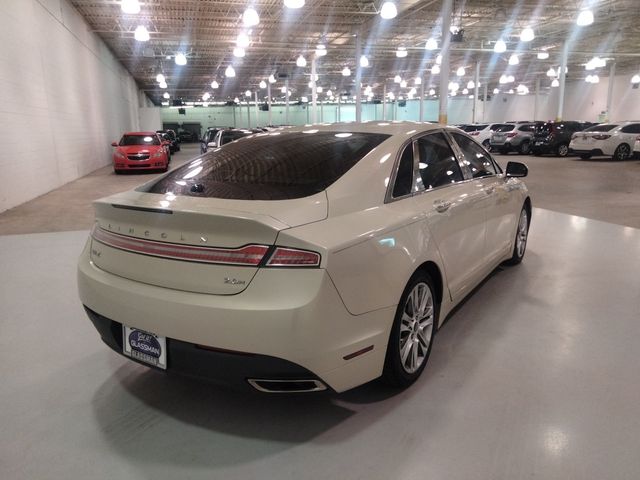 2014 Lincoln MKZ Hybrid Base