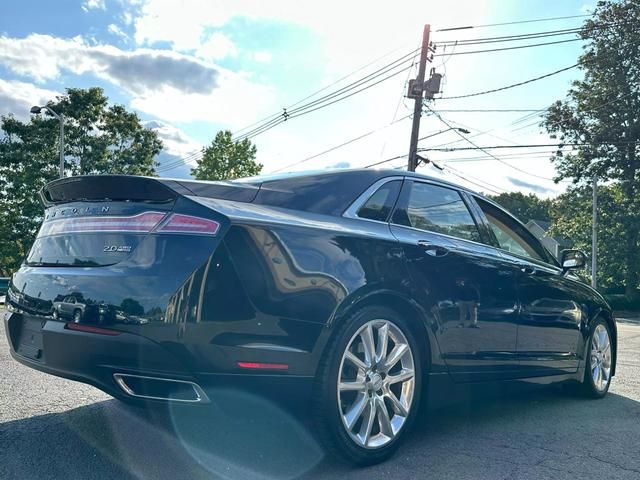 2014 Lincoln MKZ Base