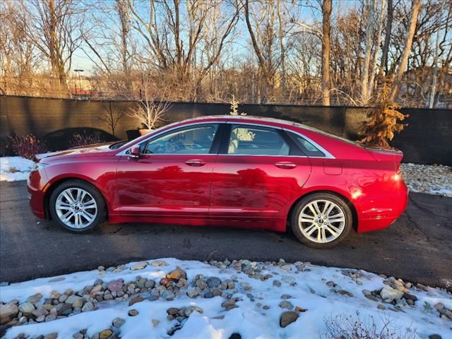 2014 Lincoln MKZ Hybrid Base