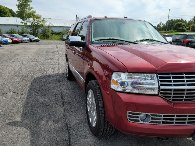 2014 Lincoln Navigator Base