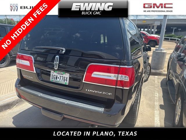 2014 Lincoln Navigator Base