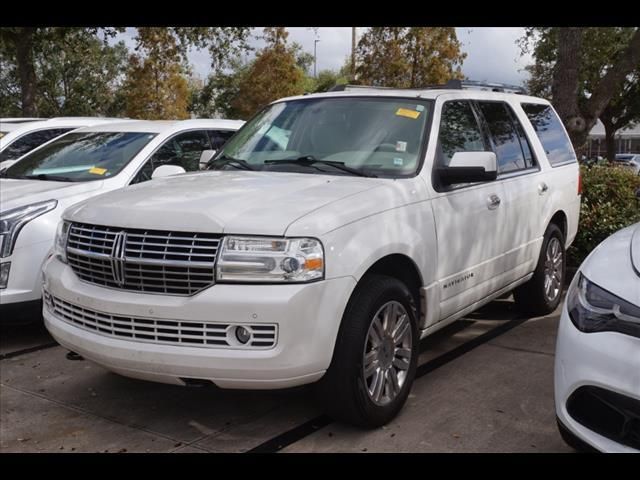 2014 Lincoln Navigator Base