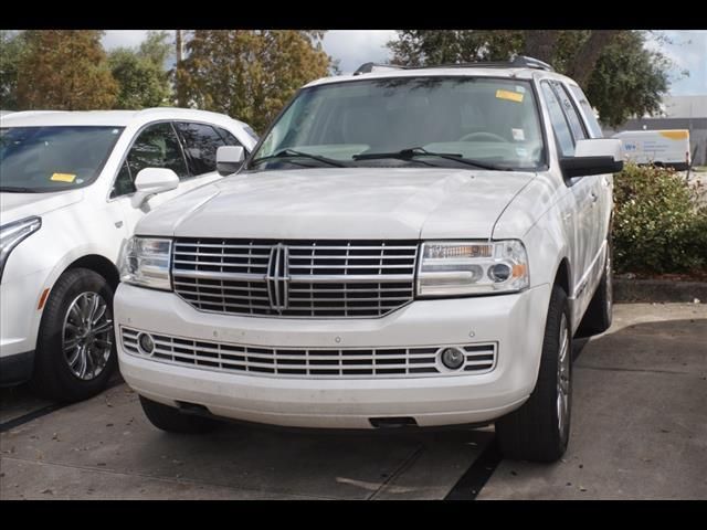 2014 Lincoln Navigator Base