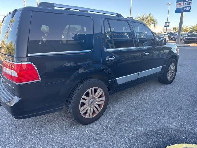 2014 Lincoln Navigator Base