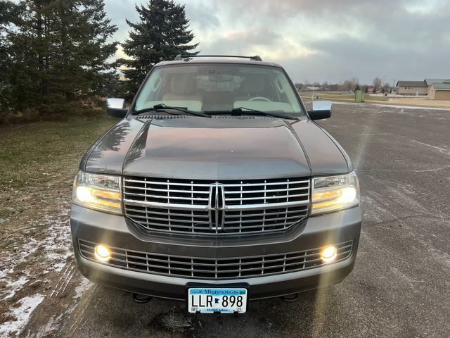 2014 Lincoln Navigator Base