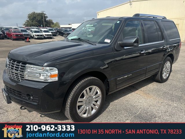 2014 Lincoln Navigator Base