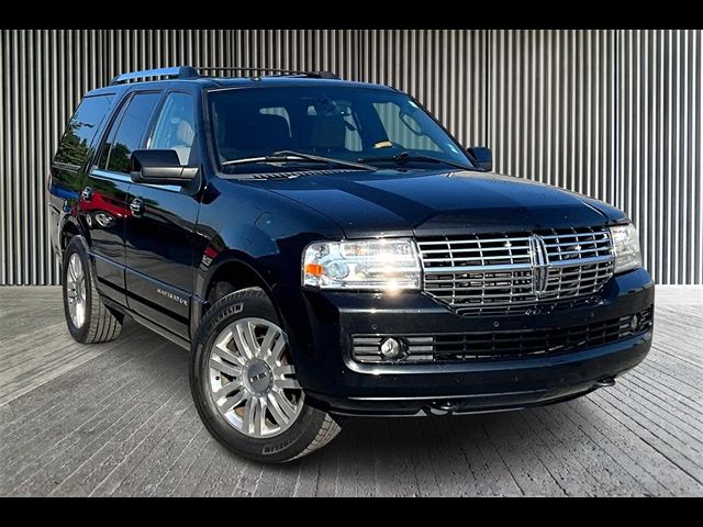 2014 Lincoln Navigator Base