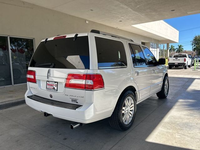 2014 Lincoln Navigator Base