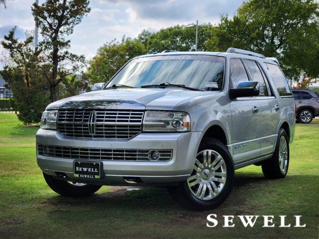 2014 Lincoln Navigator Base