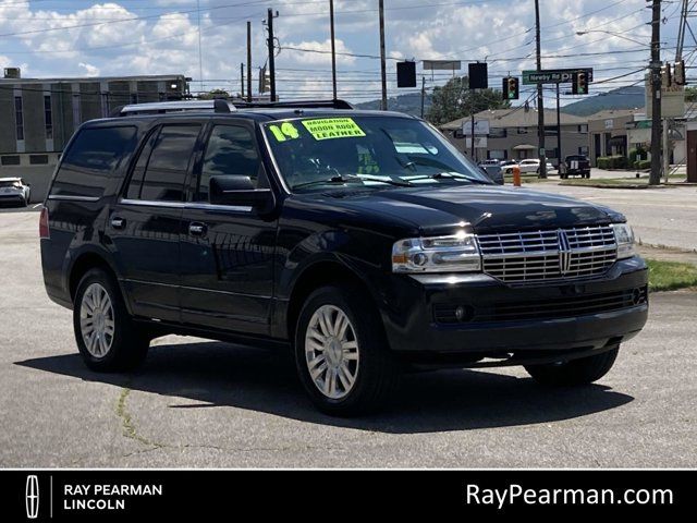 2014 Lincoln Navigator Base