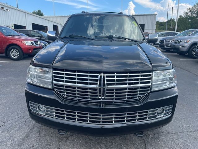 2014 Lincoln Navigator Base