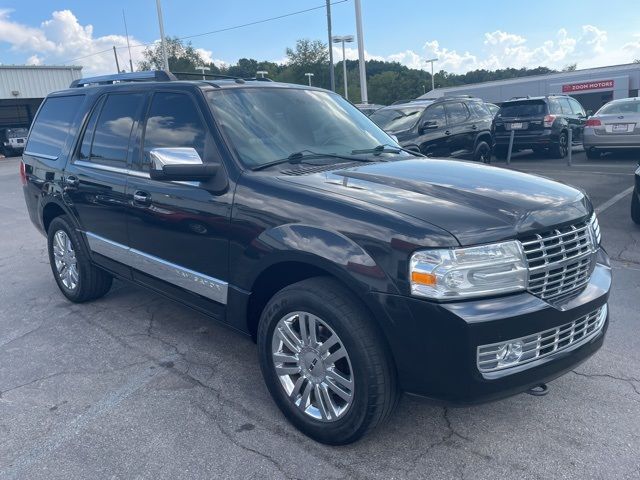 2014 Lincoln Navigator Base