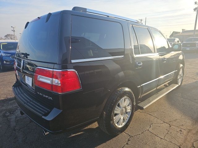 2014 Lincoln Navigator Base
